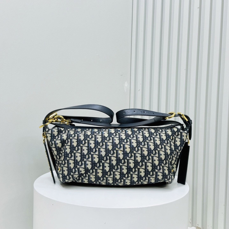 D*or clutch bags